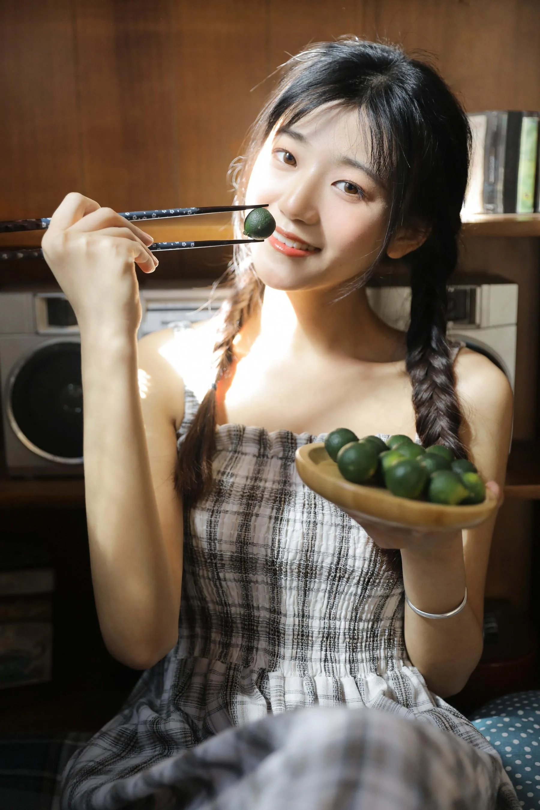 [YITUYU艺图语]2022.07.27 青桔 nanakor_ [24P]插图2